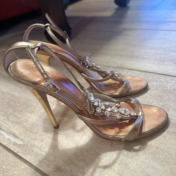 GIUSEPPE ZANOTTI SILVER CRYSTAL HEELS, SIZE 39 - Picture 2 of 2